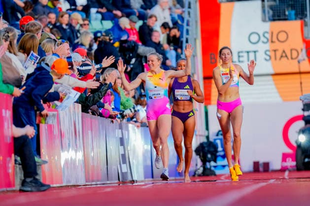 Athletics Bislett Games 2026 Oslo 20260610 Henriette Jaeger, Astri Ertzgaard and Josefine Tomine Eriksen Aks after the Diamond League womens 400m at the Bislett Games at Bislett Stadium in Oslo Photo Heiko Junge NTB Oslo Norway EDITORIAL USE ONLY RESTRICTED USE FOR BETTING COMPANIES  Copyright: xHeikoxJungex xNTBx