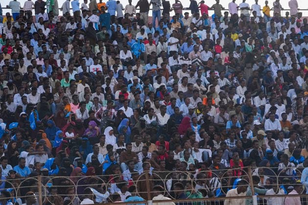 Somali referee Artan greeted by fans after being denied US entry for World Cup MOGADISHU, SOMALIA - JUNE 10: Somali referee Omar Abdulkadir Artan greets fans who show support for him, after he was denied entry into the United States where he had traveled to take part in the World Cup organization and was forced to return to his country, in Mogadishu, Somalia on June 10, 2026. Abuukar Mohamed Muhidin Anadolu Mogadishu Somalia. Editorial use only. Please get in touch for any other usage.  Copyright: x2026xAnadoluxAbuukarxMohamedxMuhidinx