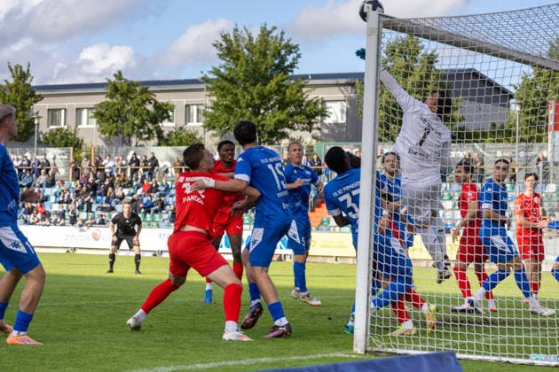 Fußball, Aufstiegsspiel zur Regionalliga Südwest, FK Pirmasens gegen VfR Mannheim