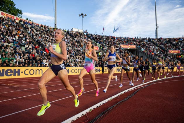 260610 Margot Appleton of USA and Linden Hall of Australia compete in women™s 3000 meter during the Diamond League athletics competition Bislett Games on June 10, 2026 in Oslo. Photo: Jon Olav Nesvold BILDBYRAN COP 217 MM0071 bbeng friidrett friidrott athletics diamond league bislett games 2026 bislett games norge norway