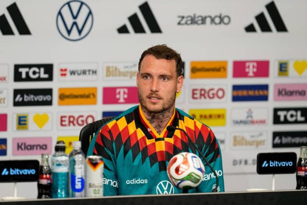David Raum (Deutschland, 22) nimmt an einer Pressekonferenz. USA, Deutsche Fussballnationalmannschaft, Pressekonferenz, Winston-Salem, 10.06.2026 USA, Deutsche Fussballnationalmannschaft, Pressekonferenz, Winston-Salem, 10.06.2026 Winston-Salem