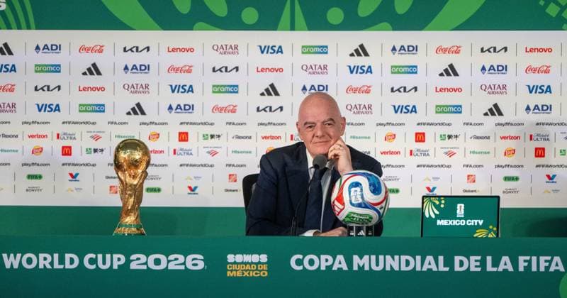 Fußball, Herren, Saison 2025 26, FIFA Word Cup 2026 in Mexiko, Kanada und USA, Mexiko-City ein Tag (Ortszeit) vor dem Eröffnungsspiel, im Bild: Pressekonferenz mit FIFA-Präsident Gianni Infantino im Medienzentrum im Aztekenstadion, 10.06. 2026,