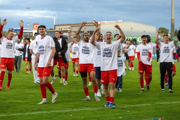 Fußball, Aufstiegsspiel zur Regionalliga Südwest, FK Pirmasens gegen VfR Mannheim