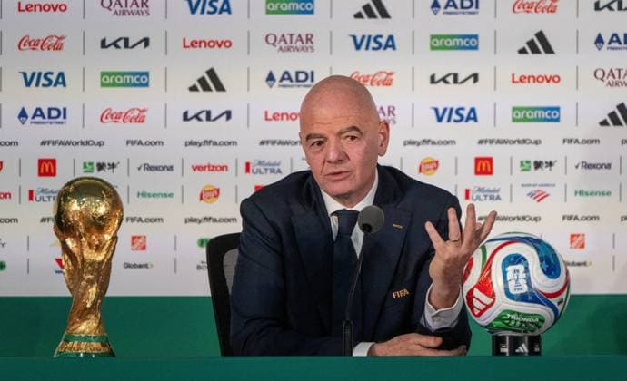 Fußball, Herren, Saison 2025 26, FIFA Word Cup 2026 in Mexiko, Kanada und USA, Mexiko-City ein Tag (Ortszeit) vor dem Eröffnungsspiel, im Bild: Pressekonferenz mit FIFA-Präsident Gianni Infantino im Medienzentrum im Aztekenstadion, 10.06. 2026,