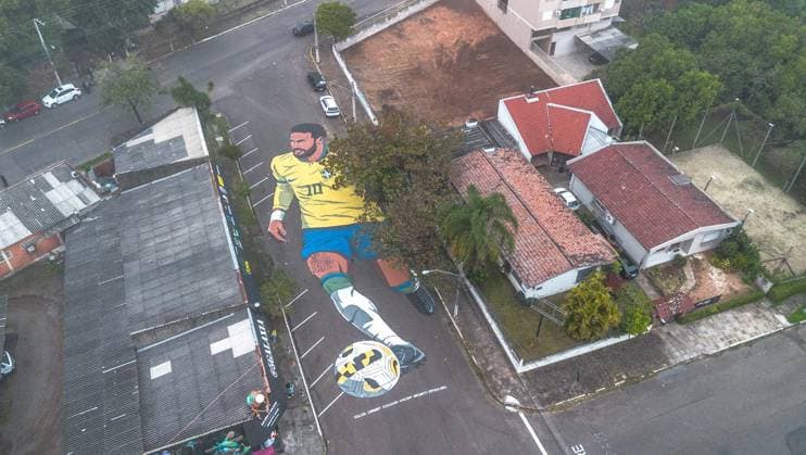 PAINEL NEYMAR JUNIOR COPA DO MUNDO ARTE An 850-meter mural depicting Brazil national soccer team player Neymar is seen on Joao Pessoa Street in the Patria neighborhood of Novo Hamburgo, Rio Grande do Sul state, Brazil, Wednesday, June 10, 2026. The artwork was conceived by Daniele Carvalho Batista, co-founder of Galeria 5 Galaxia, and painted by artists Rafael Jung, Nosg, Bart, Chimia, Joca and Jeferson during an event held on June 7. Photo: EVANDRO LEAL ENQUADRAR ESTADoO CONTEÃöDO Porto Alegre Rio Grande do Sul Brasil Copyright: xEVANDROxLEALx