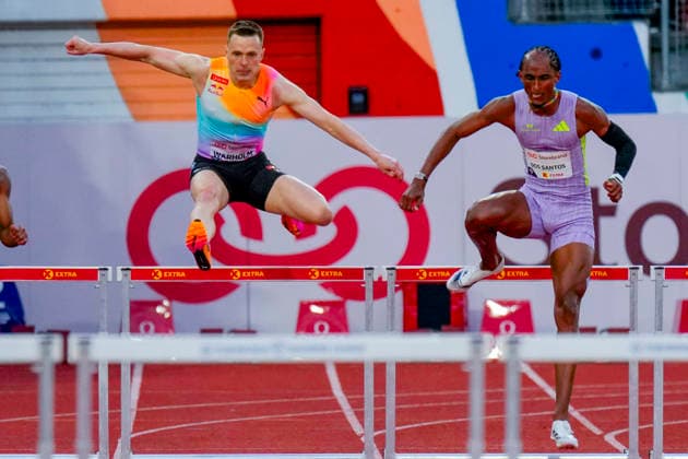 Athletics Bislett Games 2026 Oslo 20260610 Alison dos Santos from Brazil defeated Karsten Warholm in the Diamond League mens 400m hurdles under Photo Heiko Junge NTB Oslo Norway EDITORIAL USE ONLY RESTRICTED USE FOR BETTING COMPANIES  Copyright: xHeikoxJungex xNTBx