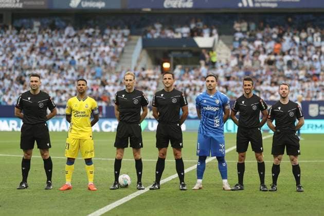 ESP: LaLiga Hypermotion playoff Malaga v UD Las Palmas alineation of referees and captains during LaLiga Hypermotion playoff semifinal between Malaga v UD Las Palmas played at La Rosaleda Stadium in Las Malaga, on June 10, 2026 in Spain; Spain Futbol