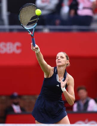 Tennis, WTA-Turnier in London, Queens Club #2 2026 HSBC Tennis Championships, Queens Club, London, UK - 10 06 2026 Karolina Pliskova (CZE) in action during her second round match against Victoria Mboko (CAN) in the HSBC 2026 Championships at Queens Club in London London Queens Club London GBR Copyright: xMarkxGreenwoodx