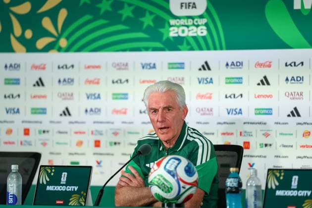 South African national team, Nationalteam coach Hugo Broos speaks to journalists at the press center of the Azteca Stadium in Mexico City. South Africa s national team coach Hugo Broos speaks to journalists at the press center of the Azteca Stadium in Mexico City, Mexico, this Wednesday, June 10. Mexico faces South Africa tomorrow in the opening match of the 2026 World Cup. Mexico City mexico Copyright: xWilliamxVolcovx