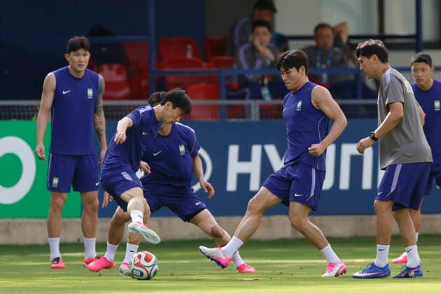 Fußball, FIFA WM 2026, Nationalteam Südkorea, Training South Korea holds training session ahead of 2026 World Cup match in Guadalajara South Korean players during a training session in Guadalajara, Mexico, 10 June 2026. South Korea and Czechia will face each other at the Estadio Akron in Guadalajara on the opening day of the 2026 World Cup. Guadalajara Mexico  Copyright: xFranciscoxGuascox