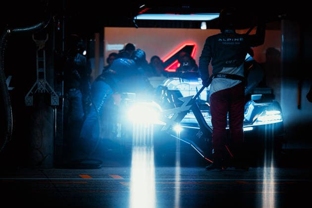 Motorsport, 24 Stunden von Le Mans, Training und Qualifikation #2 24 HEURES DU MANS 2026 - FREE PRACTICE AND QUALIFIYING SESSION 36 MAKOWIECKI FrÃ dÃ ric (fra), GOUNON Jules (fra), MARTINS Victor (fra), Alpine Endurance Team, Alpine A424 36, Hypercar, action during the Free Practice and Qualifying session of the 24 Hours of Le Mans 2026, 3rd round of the 2026 FIA World Endurance Championship, from June 10 to 11, 2026 on the Circuit des 24 Heures du Mans in Le Mans, France -  Copyright: xAndreaxLorenzinax