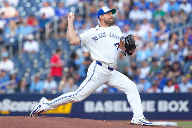 June 10, 2026, Toronto, On, CAN: Toronto Blue Jays pitcher Max Scherzer (31) throws a pitch to strike out Philadelphia Phillies designated hitter Kyle Schwarber (12) to record his 3500th strike out during first inning MLB, Baseball Herren, USA baseball action in Toronto on Wednesday June 10, 2026. Max Scherzer  - ZUMAc35_ 20260610_zaf_c35_183 Copyright: xChrisxYoungx