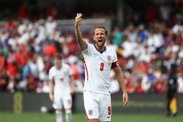 ORLANDO, FL - JUNE 10: England forward Harry Kane (9) calls to a teammate in the first half during the friendly soccer match betwene England and Costa Rica on Wednesday, June 10, 2026 at i nter&Co Stadium in Orando, FL (Photo by Peter Joneleit Icon Sportswire) SOCCER: JUN 10 England vs Costa Rica EDITORIAL USE ONLY Icon260610021