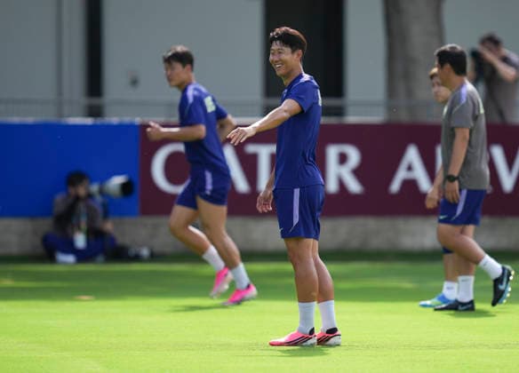 (260611) -- GUADALAJARA, June 11, 2026 -- South Korea s forward Son Heung-min (C) takes part in a training session in Guadalajara, Mexico on June 10, 2026, ahead of the FIFA World Cup, WM, Weltmeisterschaft, Fussball football match between South Korea and the Czech Republic. (Photo by Xinhua) (SP)MEXICO-GUADALAJARA-FOOTBALL-FIFA WORLD CUP-SOUTH KOREA-TRAINING MartinxZabala 