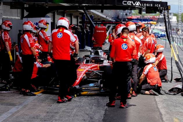 BARCELONA - Practice pit stops with the car of Formula 1 driver Charles Leclerc or Scuderia Ferrari HP during the Formula 1 Spain Catalonia at the Circuit de Barcelona-Catalunya on June 11, 2026 in Barcelona, Spain. (Photo by DeFodi Images) -