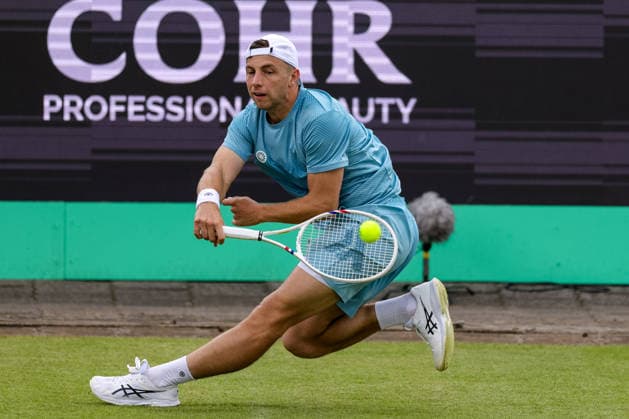 ROSMALEN, NETHERLANDS - JUNE 11: Tallon Griekspoor of the Netherlands plays a forehand in his Men s Singles Second Round match against Zhizhen Zhang of China during Day 4 of the Libema Open Grass Court Championships at the Autotron on June 11, 2026 in Rosmalen, Netherlands.  Copyright: xRenexNijhuis MBxMediax