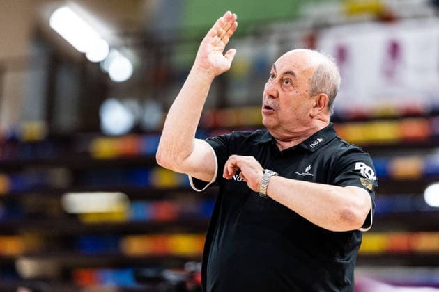 GUADALAJARA, SPAIN - JUNE 11: Josef Jaglowski (Head Coach Germany) gestures during the 2026 IWBF Women™s Repechage match between Germany vs. Thailand at Palacio Multiusos de Guadalajara on June 11, 2026 in Guadalajara, Spain. Spain Copyright: xSteffiexWunderlx