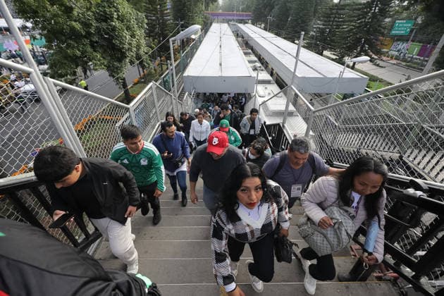 Fans Attending FIFA World Cup, WM, Weltmeisterschaft, Fussball Opening Match At Azteca Stadium Mexicans arrive the Azteca Stadium to support the Mexican national team, Nationalteam in the opening match against South Africa of the 2026 FIFA World Cup. on June 11, 2026 in Mexico City, Mexico. (Photo by Ian Robles Eyepix Group) Copyright: xIanxRobles xEyepixxGroupx EL_11062026_186390JPEG