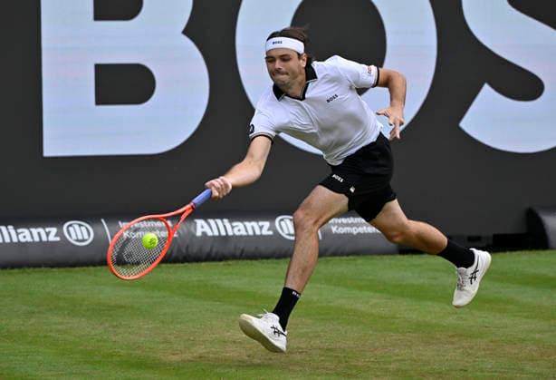 Taylor Fritz (USA) Aktion Tennis Herren BOSS Open ATP, Tennis Herren 250 Stuttgart 2026 Weissenhof BOSS Open ATP 250 Stuttgart 2026