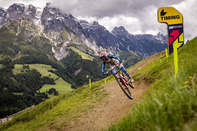 Whoop UCI Mountainbike World Series Leogang Downhill BAUMANN Lisa COMMENCAL SCHWALBE BY LES ORRESat Whoop UCI Mountainbike World Series Leogang Downhill, 11.06.2026,in Leogang,AUT Foto: Sebastian Sternemann