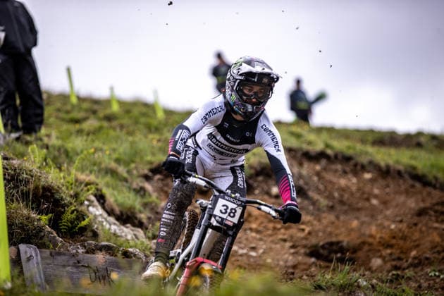 Whoop UCI Mountainbike World Series Leogang Downhill ALRAN Till COMMENCAL MUC-OFF BY RIDING ADDICTIONat Whoop UCI Mountainbike World Series Leogang Downhill, 11.06.2026,in Leogang,AUT Foto: Sebastian Sternemann