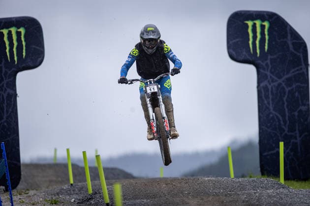 Whoop UCI Mountainbike World Series Leogang Downhill WILSON Reece AON RACINGat Whoop UCI Mountainbike World Series Leogang Downhill, 11.06.2026,in Leogang,AUT Foto: Sebastian Sternemann