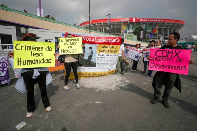 FIFA World Cup, WM, Weltmeisterschaft, Fussball 2026 - Group A - Mexico vs South Africa Relatives and friends of missing persons demonstrate ahead of the opening match of the FIFA World Cup 2026 between Mexico and South Africa in Mexico City, Mexico, 11 June 2026. Mexico City Mexico  Copyright: xISAACxESQUIVELx