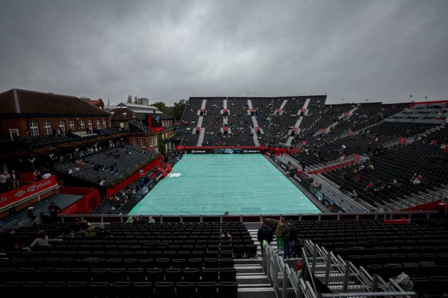 Rain cancels all matches at Queen s Club HSBC Queen s Club Championships, Day Six, Tennis, Queen s Club, West Kensington, London, UK - 11 Jun 2026London Queen s Club United Kingdom  Copyright: xEllaxLing Shutterstockx 16920002b
