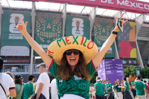Mexico v South Africa: Group A - FIFA World Cup, WM, Weltmeisterschaft, Fussball 2026 Supporter of Mexico poses for the photoduring the FIFA World Cup 2026 Group A match between Mexico and South Africa at Mexico City Stadium on June 11, 2026 in Mexico City, Mexico. Mexico City Mexico  Copyright: xJosexBretonx originalFilename:bretonhernandez-mexicovs260611_npklT.jpg