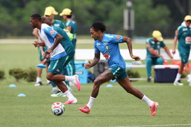 FIFA World Cup, WM, Weltmeisterschaft, Fussball 2026 - Brazil training session Raphinha (C) of Brazil during a training session of the national soccer team for the FIFA World Cup 2026 at Columbia Park in Morristown, New Jersey, USA, 11 June 2026. Morristown United States  Copyright: xSebastiaoxMoreirax