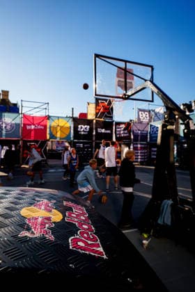 BASKETBALL - FIBA 3x3 World Tour VIENNA,AUSTRIA,11.JUN.26 - BASKETBALL - FIBA 3x3 World Tour, Red Bull Full Moon. Image shows participants.  GEPAxpictures xEdgarxEisner