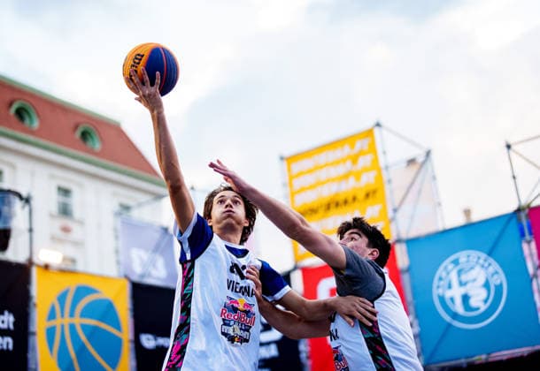 BASKETBALL - FIBA 3x3 World Tour VIENNA,AUSTRIA,11.JUN.26 - BASKETBALL - FIBA 3x3 World Tour, Red Bull Full Moon. Image shows participants.  GEPAxpictures xEdgarxEisner