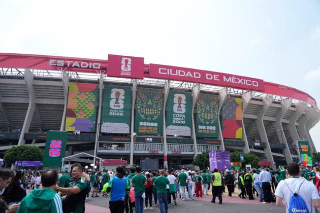 June 11, 2026, Mexico City, Mexico, Mexico: General view outside the stadium of Mexico City stadiumduring the FIFA World Cup, WM, Weltmeisterschaft, Fussball 2026 Group A match between Mexico and South Africa at Mexico City Stadium on June 11, 2026 in Mexico City, Mexico. Mexico City Mexico - ZUMAa181 20260611_zaa_a181_025 Copyright: xJosexBretonx