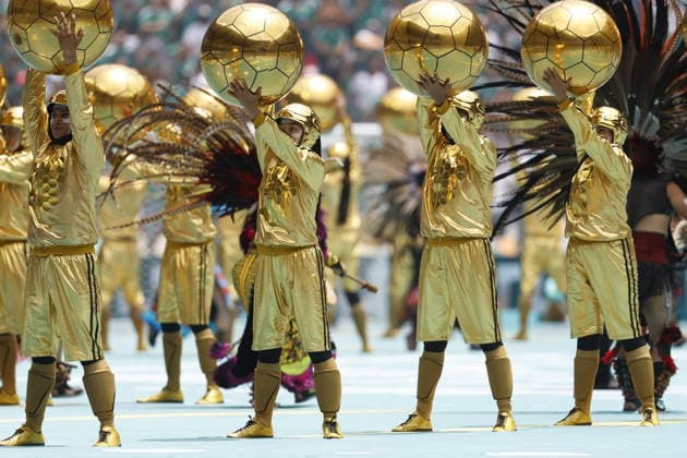 FIFA World Cup, WM, Weltmeisterschaft, Fussball 2026 - Group A - Mexico vs South Africa Artists peforms during the pre-game show before the opening match of the FIFA World Cup 2026 between Mexico and South Africa in Mexico City, Mexico, 11 June 2026. Mexico City Mexico  Copyright: xSASHENKAxGUTIERREZx