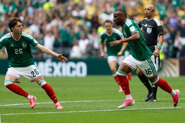 FIFA World Cup, WM, Weltmeisterschaft, Fussball 2026 - Group A - Mexico vs South Africa Julian Quinones of Mexico (R) celebrates scoring the 1-0 goal with Brian Gutierrez of Mexico (L) during the FIFA World Cup 2026 Group A match between Mexico and South Africa in Mexico City, Mexico, 11 June 2026. Mexico City Mexico  Copyright: xSASHENKAxGUTIERREZx