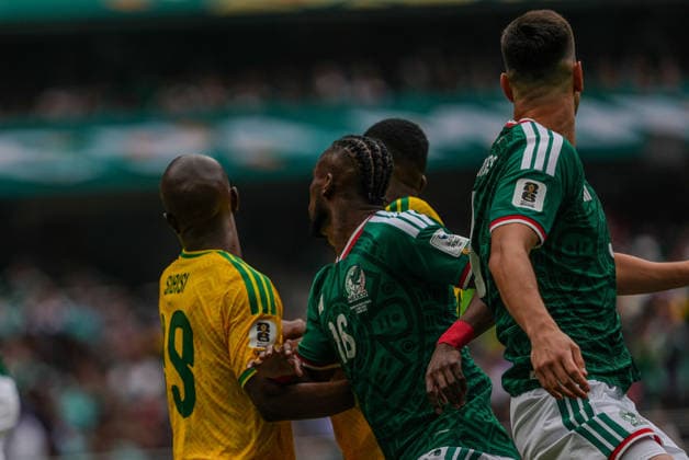 Mexico v South Africa - FIFA World Cup, WM, Weltmeisterschaft, Fussball 2026 - Group A MEXICO CITY, MEXICO - JUNE 11: Julian Quinones (16) of Mexico in action during the World Cup First Stage Group A match between Mexico and South Africa at Estadio Azteca (Mexico Stadium) in Mexico City, Mexico on June 11, 2026. Juancho Torres Anadolu Mexico City Mexico. Editorial use only. Please get in touch for any other usage.  Copyright: x2026xAnadoluxJuanchoxTorresx