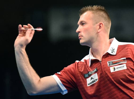 11.06.2026, xhbx, Dart World Cup of Darts 2025, v.l. Madars Razma (Lettland) (DFL DFB REGULATIONS PROHIBIT ANY USE OF PHOTOGRAPHS as IMAGE SEQUENCES and or QUASI-VIDEO Frankfurt
