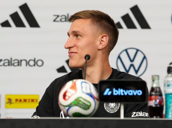 Nico Schlotterbeck (Deutschland, 15) nimmt an Pressekonferenz. USA, Deutsche Fussballnationalmannschaft, Pressekonferenz, Winston-Salem, 11.06.2026 USA, Deutsche Fussballnationalmannschaft, Pressekonferenz, Winston-Salem, 11.06.2026 Winston-Salem