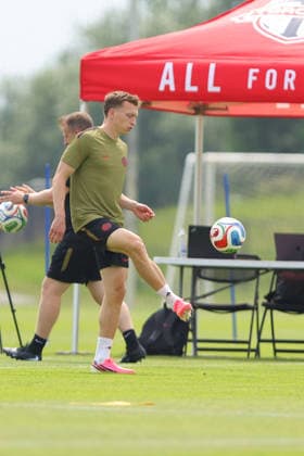 Alistair Johnston of Canada in action during the training session before the 2026 FIFA World Cup, WM, Weltmeisterschaft, Fussball game between Canada and Bosnia and Herzegovina at Toronto FC Training Ground on June 11, 2026 in Toronto, Ontario, Canada  Copyright: xCurtisxWongx xSPPx Sportspressphoto_SPR165037