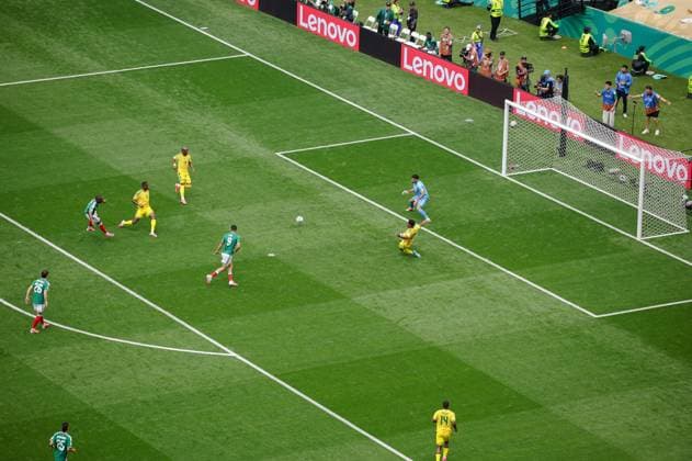 2026 FIFA World Cup, WM, Weltmeisterschaft, Fussball Opening match Group A, Game 1 Mexico v South Africa Mexico City Stadium 11.06.2026 Julian QUINONES of Mexico scores and celebrates 1-0 2026 FIFA World Cup Opening match Group A, Game 1 Mexico v South Africa Mexico City Stadium 11.06.2026 Photograph By Marc Aspland The Times  Copyright: xMarcxAsplandx NINTCHDBPICT001087676352