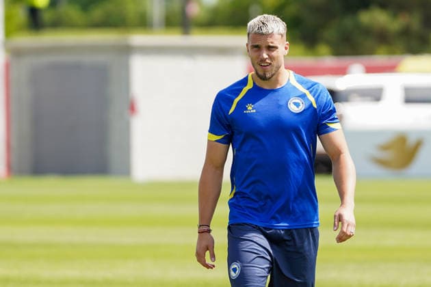 June 11, 2026, Toronto, Ciudad de Mexico, Canada: Ermedin DEMIROVIC 10 of Bosnia and Herzegovina national football team warms-up during the training day ahead the 2026 FIFA World Cup, WM, Weltmeisterschaft, Fussball Group B match against Canada at Centennial Park. on June 11, 2026 in Toronto, Canada. Toronto Canada - ZUMAe321 20260611_zsa_e321_034 Copyright: xLeonardoxRamirezx