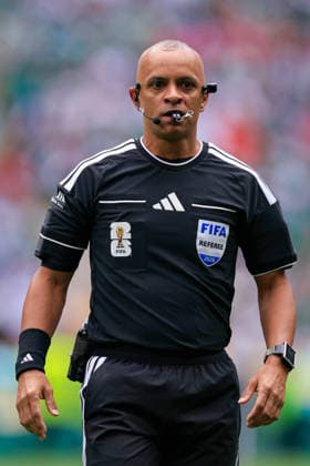 FIFA World Cup, WM, Weltmeisterschaft, Fussball 2026 FIFA WORLD CUP 2026 MEXICO VS SOUTH AFRICA 11062026 MEXICO CITY, MEXICO. Action photo of main referee Wilton Sampaio of Brazil, during the opening game of the FIFA World Cup 2026, held at the Estadio Ciudad de MÃ xico of Mexico City. Foto de accion del arbitro principal Wilton Sampaio de Brasil, durante el juego inaugural de la Copa del Mundo 2026 de la FIFA, celebrado en el Estadio Ciudad de MÃ xico de la Ciudad de MÃ xico. PHOTO BY IMAGENSHOP AGENCIA FOTOGRAFICA MEXICO CITY MEXICO CITY MEXICO