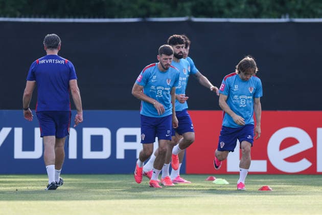 Croatia Training And press conference, PK, Pressekonferenz - FIFA World Cup, WM, Weltmeisterschaft, Fussball 2026 Petar Sucic, Josko Gvardiol and Luka Modric of Croatia during the training session of Croatian national football team at training centre at Episcopal High School on June 11, 2026 in Alexandria, Virginia.  IgorxKralj PIXSELL