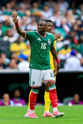 FIFA World Cup, WM, Weltmeisterschaft, Fussball 2026 FIFA WORLD CUP 2026 MEXICO VS SOUTH AFRICA 11062026 MEXICO CITY, MEXICO. Action photo of Julian Quinones (16) of Mexico, during the opening game of the FIFA World Cup 2026, held at the Estadio Ciudad de Mexico of Mexico City. Foto de accion de Julian Quinones (16) de Mexico, durante el juego inaugural de la Copa del Mundo 2026 de la FIFA, celebrado en el Estadio Ciudad de Mexico de la Ciudad de MÃ xico. PHOTO BY IMAGENSHOP AGENCIA FOTOGRAFICA MEXICO CITY MEXICO CITY MEXICO