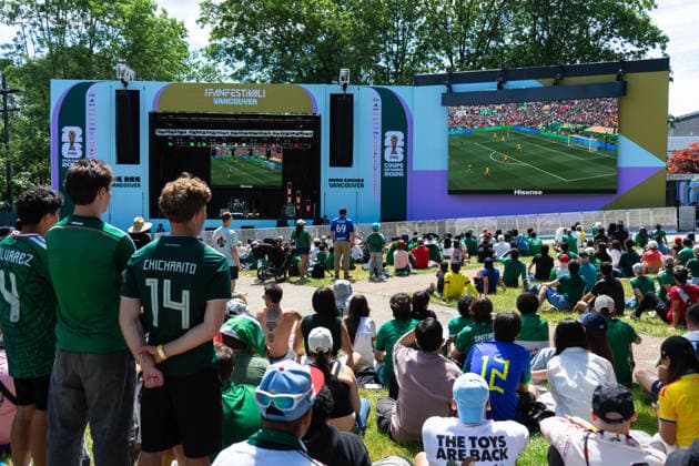 VANCOUVER, CANADA - JUNE 11: Fan supporters of different teams and countries watch the first match of the FIFA World Cup, WM, Weltmeisterschaft, Fussball 2026 between Mexico and South Africa during the FIFA Fan Festival at Hastings Park on June 11, 2026 in Vancouver, British Columbia, Canada.  Copyright: xAmyxElle SPPx Sportspressphoto_SPR165136