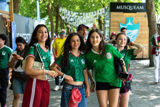 VANCOUVER, CANADA - JUNE 11: A group of young fan supporters of Mexico smiles and poses for photos at the first day of the FIFA Fan Festival at Hastings Park on June 11, 2026 in Vancouver, British Columbia, Canada.  Copyright: xAmyxElle SPPx Sportspressphoto_SPR165185