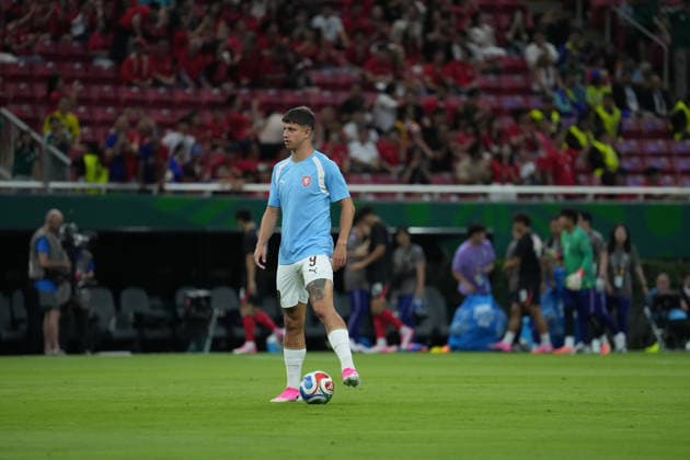 South Korea v Czechia - FIFA World Cup, WM, Weltmeisterschaft, Fussball 2026 - Group A ZAPOPAN, MEXICO - JUNE 11: Adam Hlozek of Czechia warms up prior to 2026 FIFA World Cup First Stage Group A match between South Korea and Czechia at Estadio Akron (Guadalajara Stadium) in Zapopan, Guadalajara, Mexico on June 11, 2026. Luciano Gonzalez Anadolu Zapopan Mexico. Editorial use only. Please get in touch for any other usage.  Copyright: x2026xAnadoluxLucianoxGonzalezx