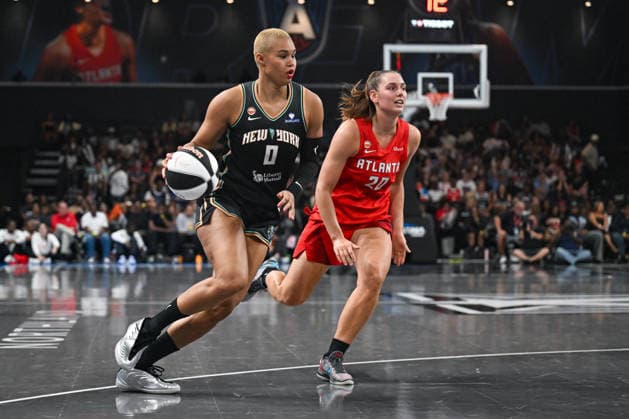 COLLEGE PARK, GA - JUNE 11: New York forward Satou Sabally (0) drives to the basket during the WNBA, Basketball Damen, USA game between the New York Liberty and the Atlanta Dream on June 11th, 2026 at Gateway Center Arena in College Park, GA. (Photo by Rich von Biberstein Icon Sportswire) WNBA: JUN 11 New York Liberty at Atlanta Dream EDITORIAL USE ONLY Icon260611040
