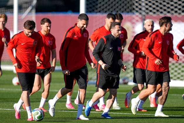 Turkish National Football Team held its first training session in Canada VANCOUVER, CANADA - JUNE 11: Turkish National Football Team players take part in their first training session in Vancouver, Canada, on June 11, 2026. Following their arrival from their main training camp in Arizona, began on-field tactical preparations ahead of their opening Group D match against Australia in the 2026 FIFA World Cup, WM, Weltmeisterschaft, Fussball Ercin Erturk Anadolu Vancouver Canada. Editorial use only. Please get in touch for any other usage.  Copyright: x2026xAnadoluxErcinxErturkx