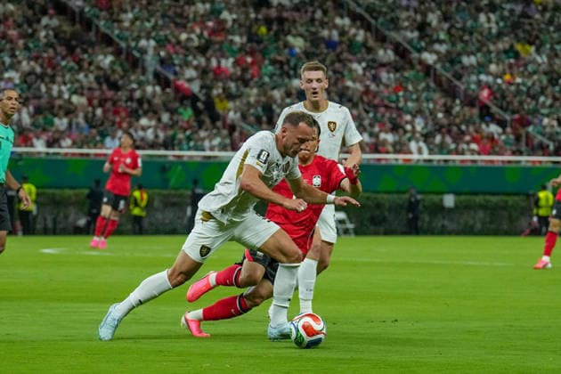 South Korea v Czechia - FIFA World Cup, WM, Weltmeisterschaft, Fussball 2026 - Group A ZAPOPAN, MEXICO - JUNE 11: Tomas Soucek (L) of Czechia in action during the 2026 FIFA World Cup First Stage Group A match between South Korea and Czechia at Estadio Akron (Guadalajara Stadium) in Zapopan, Guadalajara, Mexico on June 11, 2026. Luciano Gonzalez Anadolu Zapopan Mexico. Editorial use only. Please get in touch for any other usage.  Copyright: x2026xAnadoluxLucianoxGonzalezx
